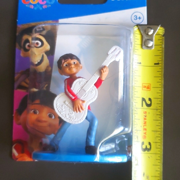 Disney's COCO Pixar Mattel Toy Micro Collections Miguel & Hector - Picture 6 of 10